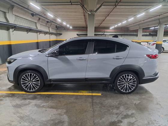 FIAT FASTBACK 1.0 TURBO 200 FLEX IMPETUS CVT FIAT FASTBACK 1.0 TURBO 200 FLEX IMPETUS CVT